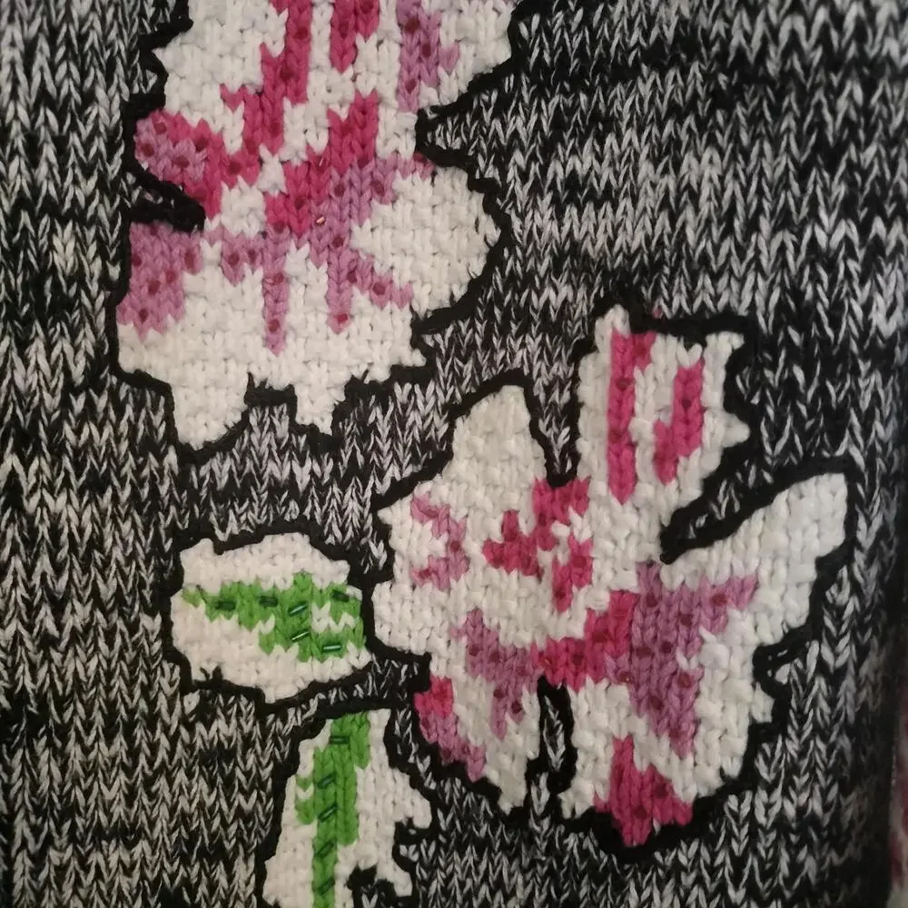 Handknits By Storybook Knits sweater Size M Women's Floral Cable Knit Cottgecore